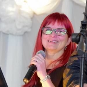 Meet your Posher, Joan